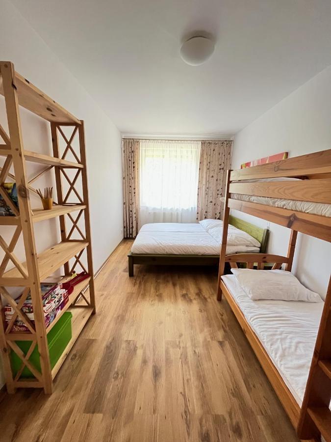 Apartament Z Garazem I Ogrodem Kolobřeh Exteriér fotografie